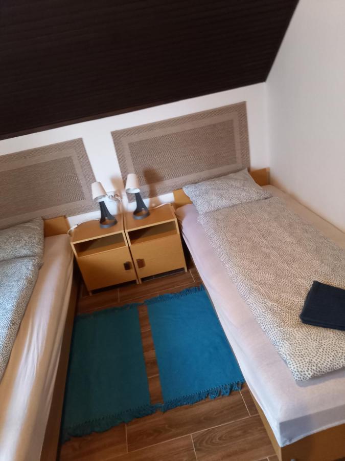 Fuzfa Apartmanhaz Tamási Oda fotoğraf