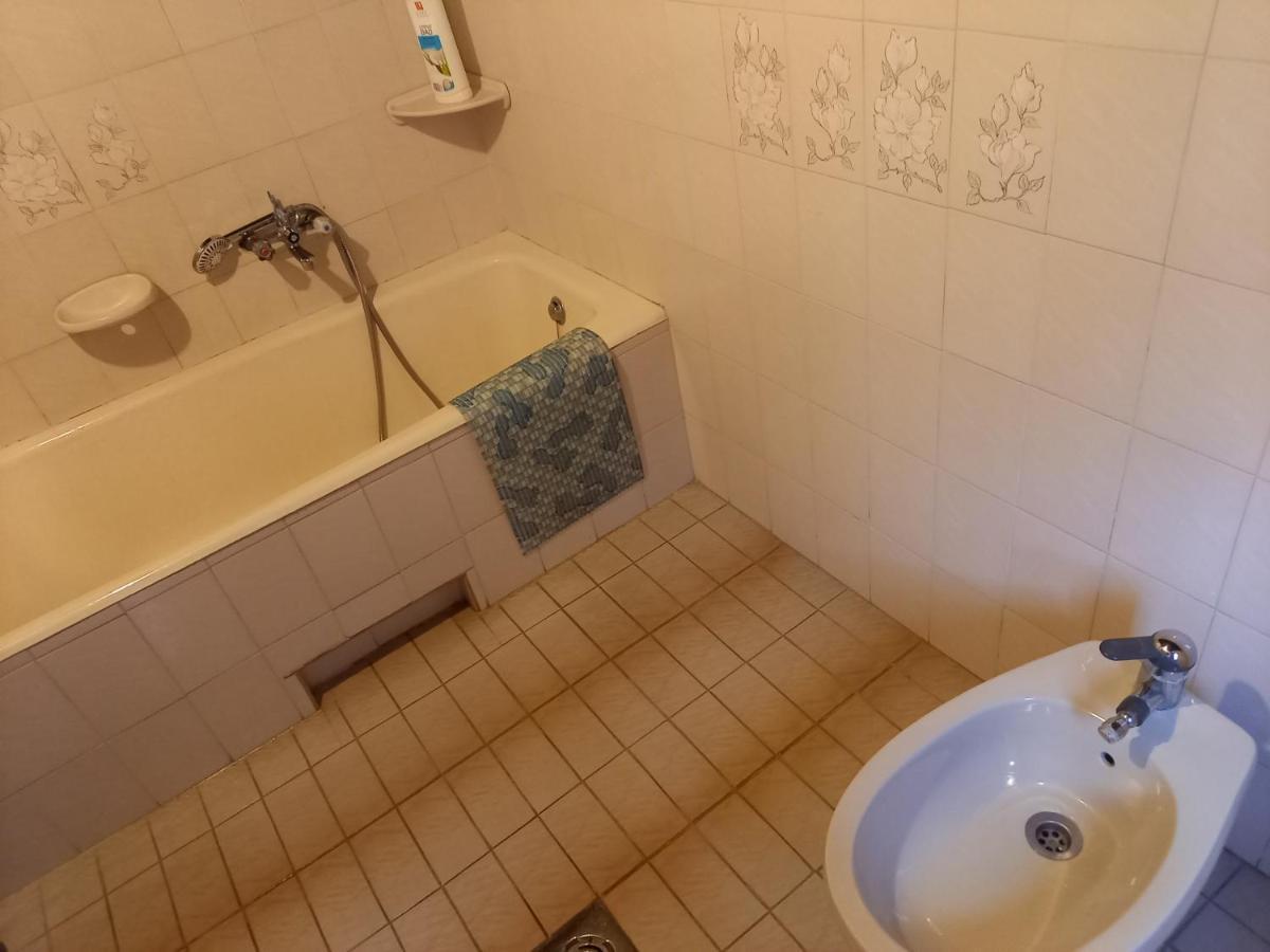 Fuzfa Apartmanhaz Tamási Oda fotoğraf